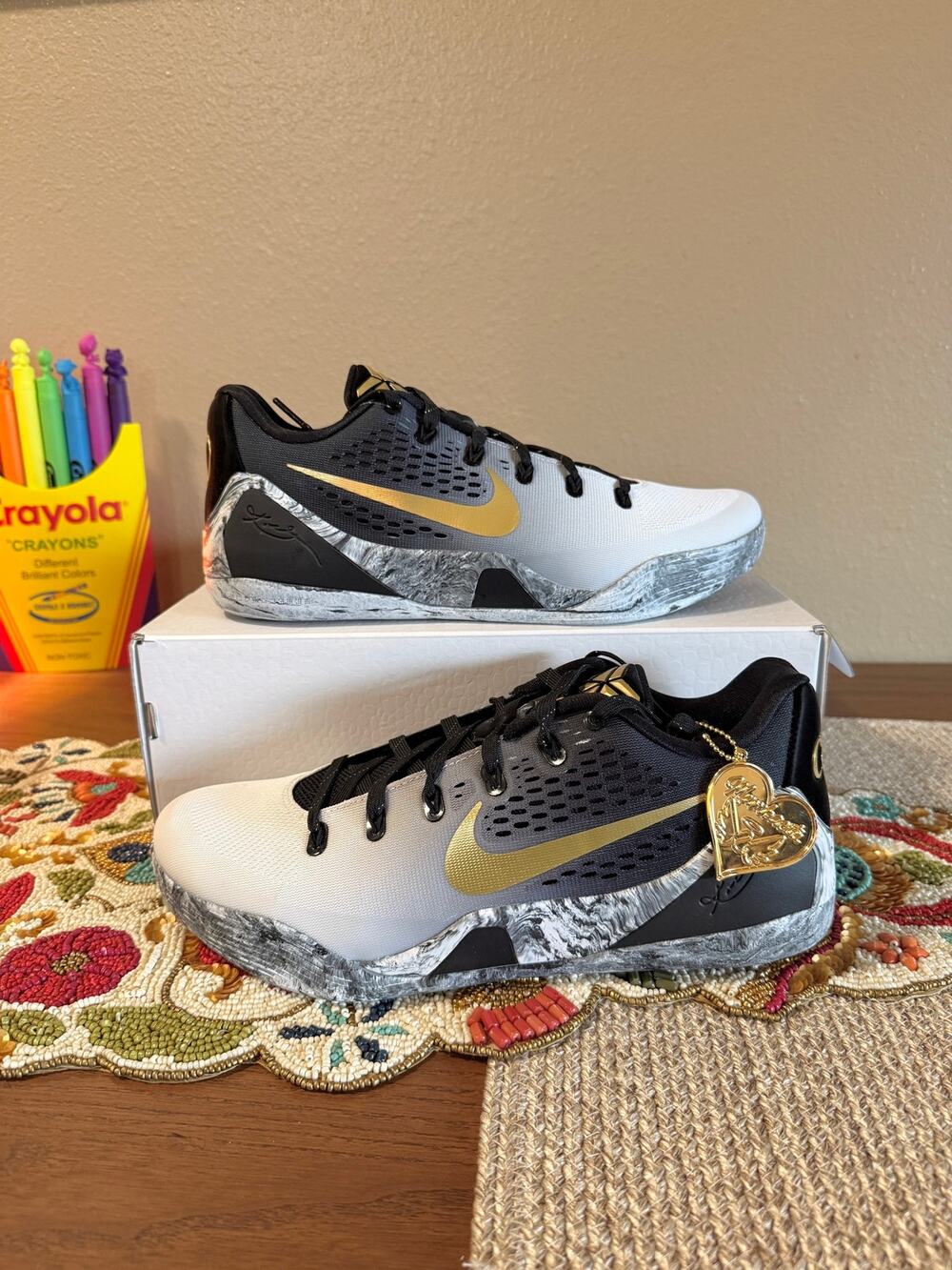 Nike Kobe 9 Elite EM Low Protro Mambacita Black Metallic Gold White FZ7333 002